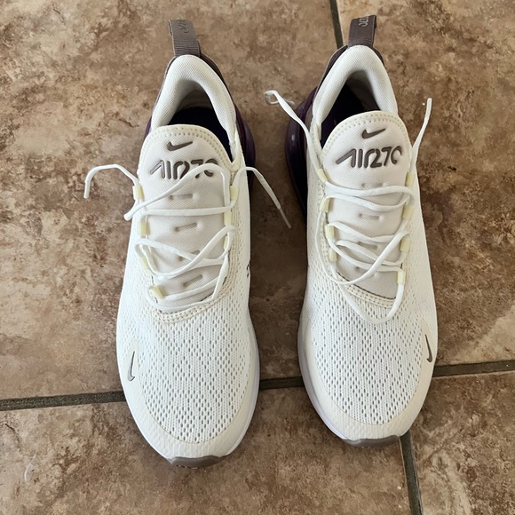Purple and white Nike AirMax 270 - Picture 3 of 4